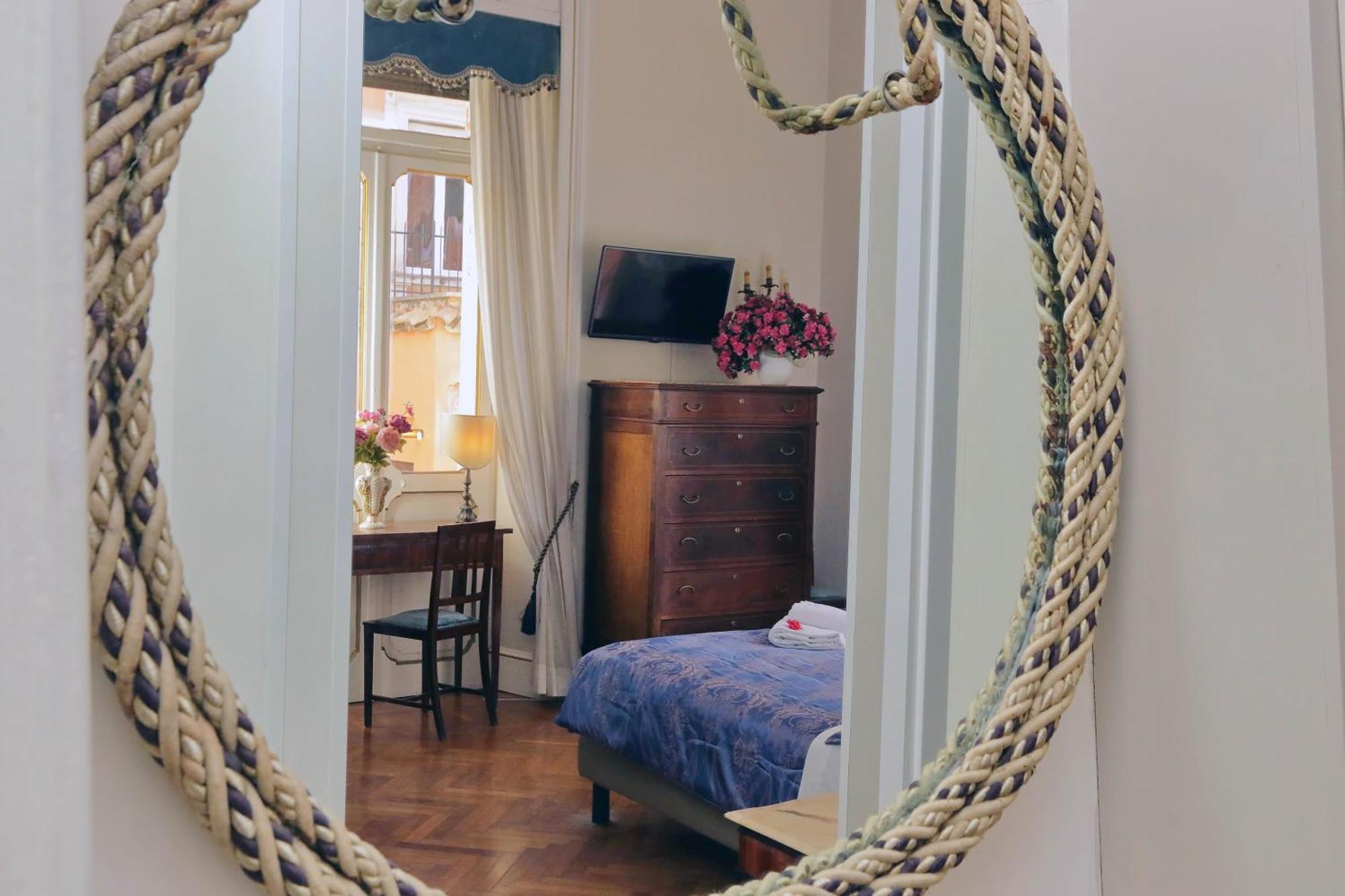 Domus Monamì Luxury Affittacamere Roma