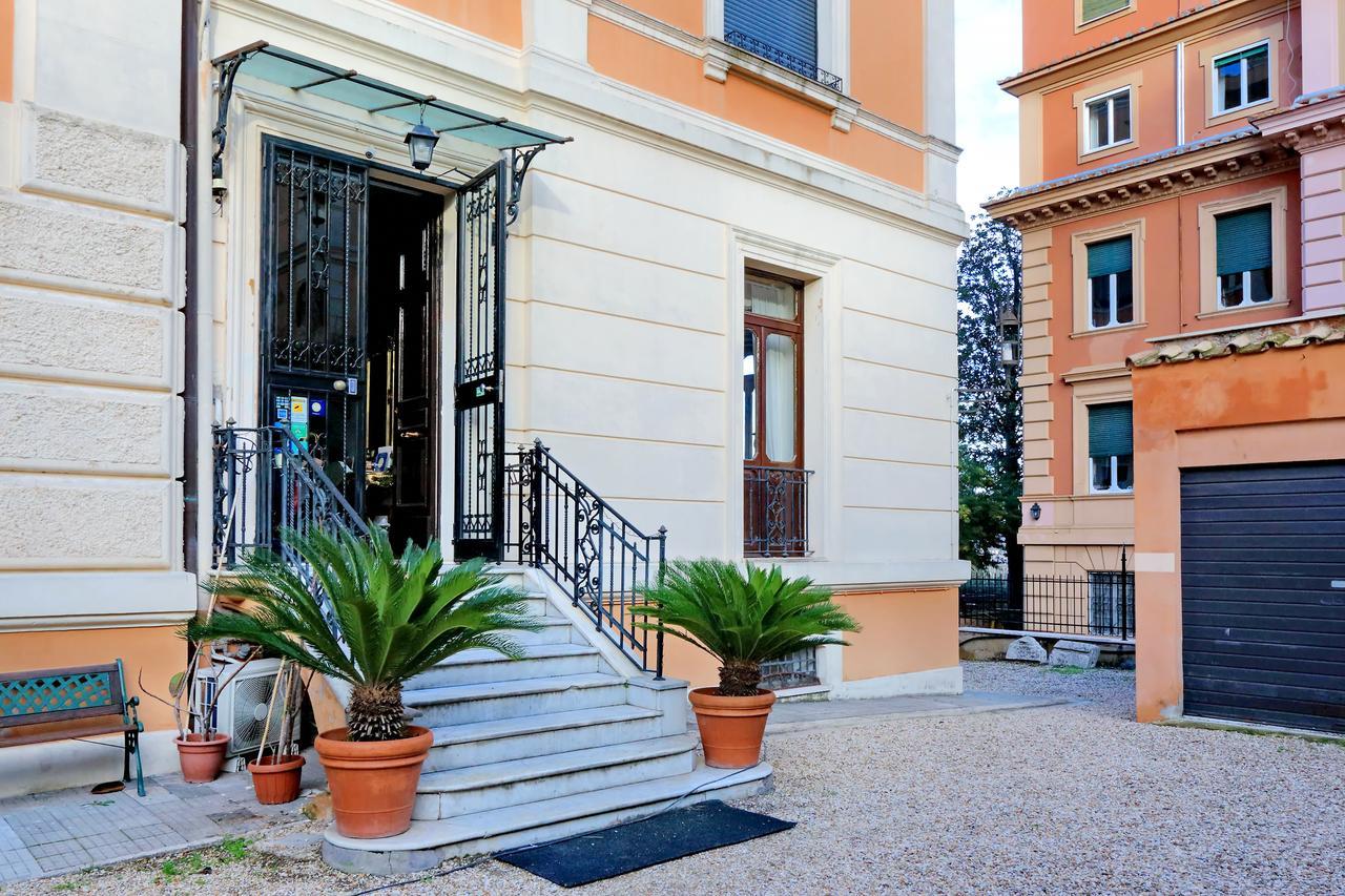 Domus Monamì Luxury 2* Roma